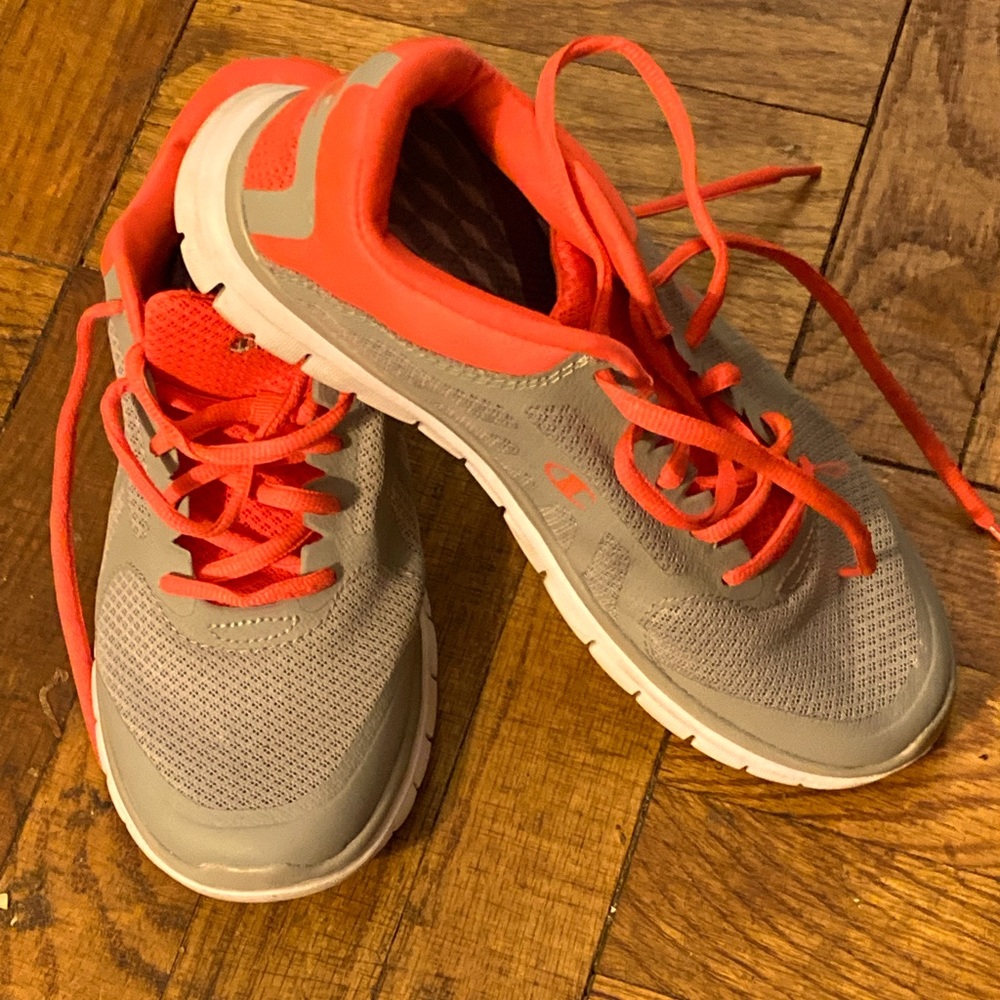 Champion gray and hot pink tennis shoes size 6.5👩‍🦱❤️